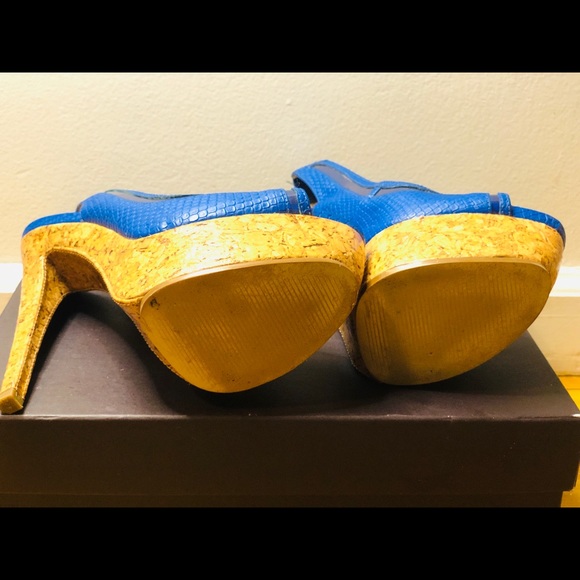 Enzo Angiolini | Peep Toe Blue Slingback Heels - Picture 6 of 14